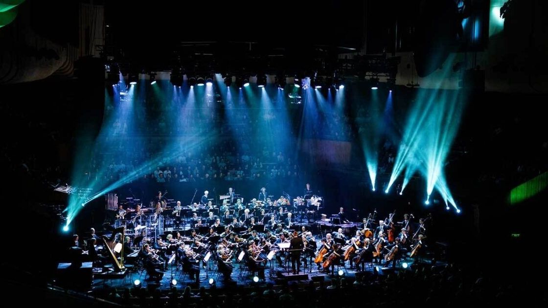 Unikátní show láká na nejoblíbenější vánoční hollywoodské melodie se symfonickým orchestrem